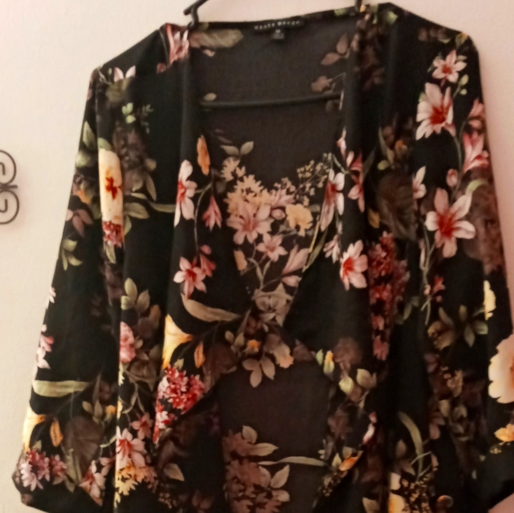 Haute Monde Womens (M) Floral Lounge Wear in Black